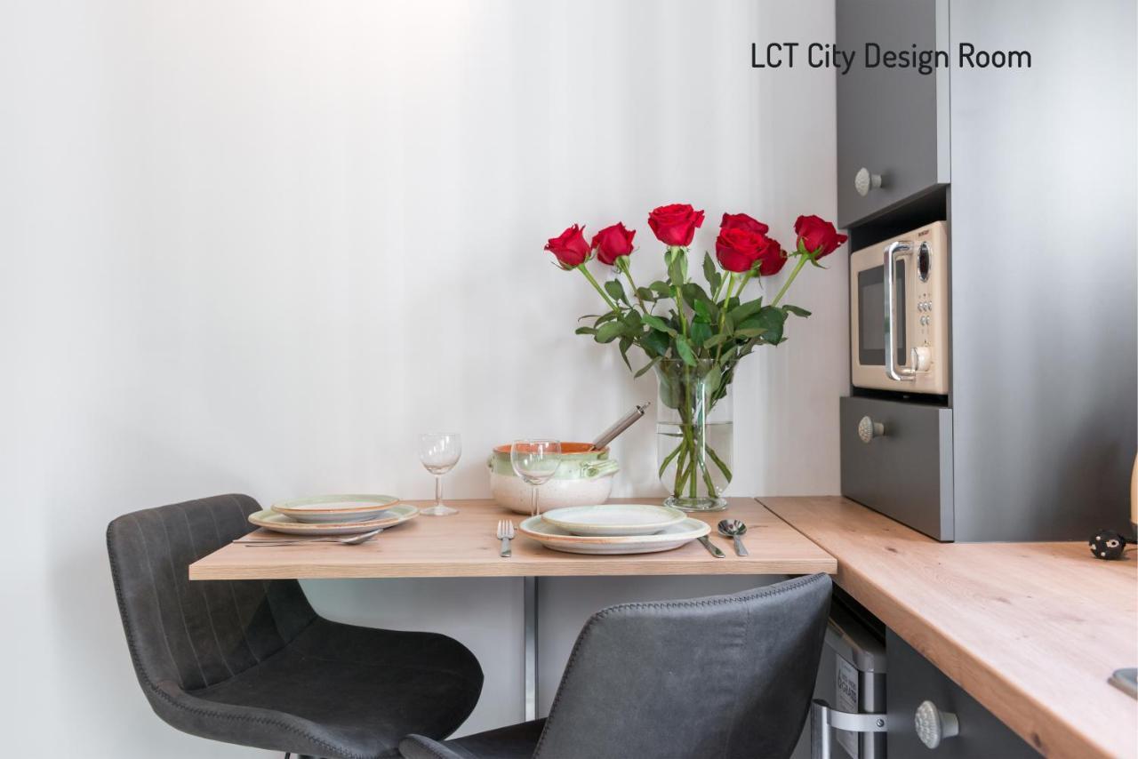 Lct City Design Apartment Split Exterior foto